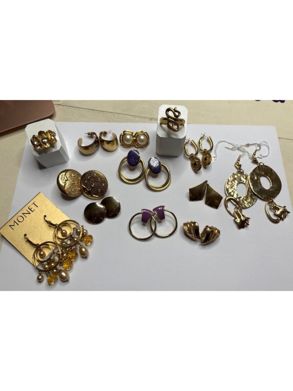 14 Piece Goldtone Reseller Lot: Trifari, Monet, Bergere, Butler, Vogue